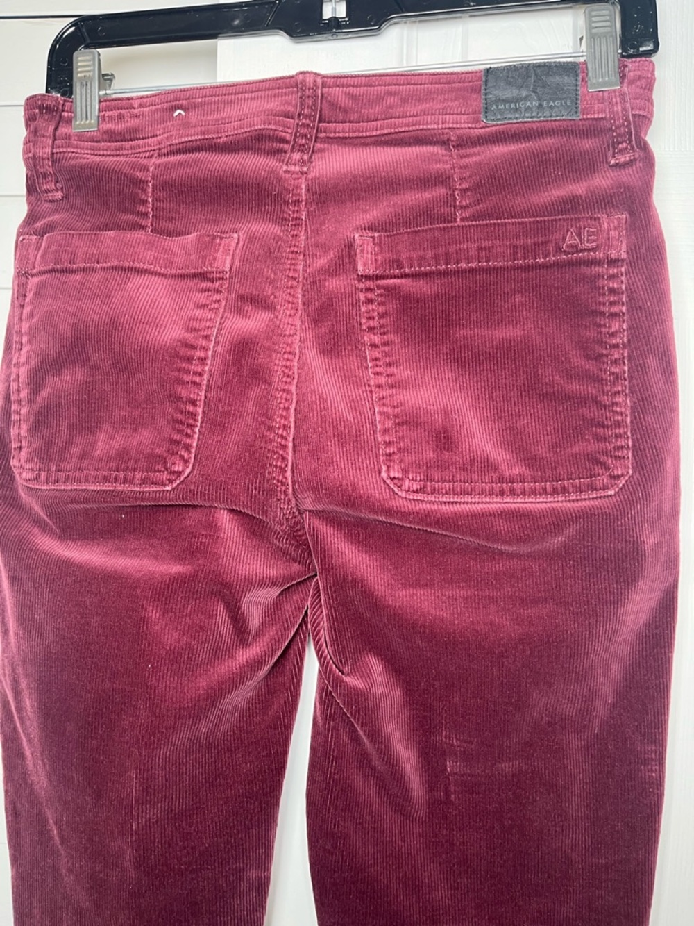 American Eagle Super Stretch Corduroy Skinny Pants Burgundy Button Fly Size 2 - Picture 9 of 16
